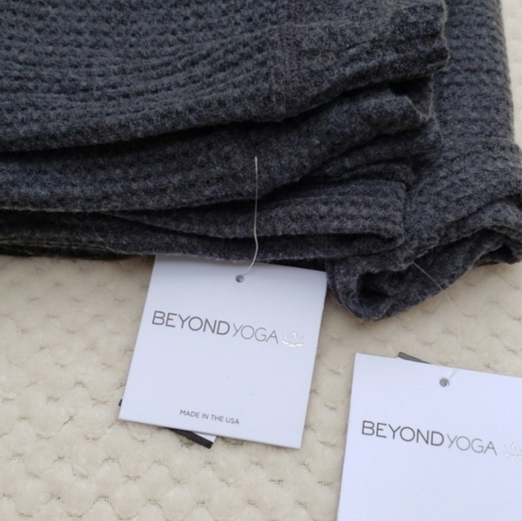 Nwt Beyond Yoga Waffleknit Joggers & Hoodie Set - Picture 10 of 11